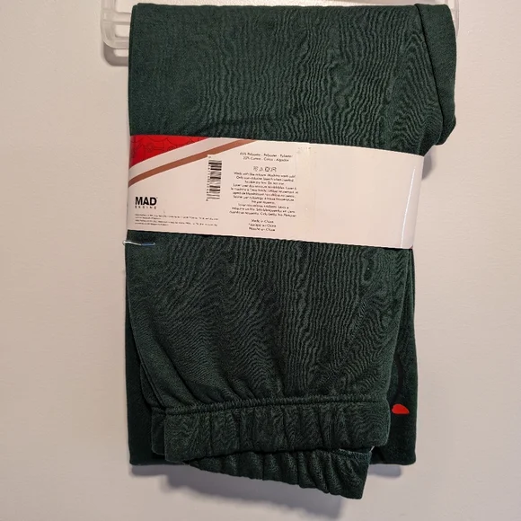 Jogging Suit - Picture 3 of 3